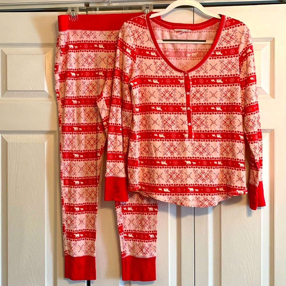 Victorias Secret, pajama set thermal fairaisle bear/ snowflake, size large, EUC